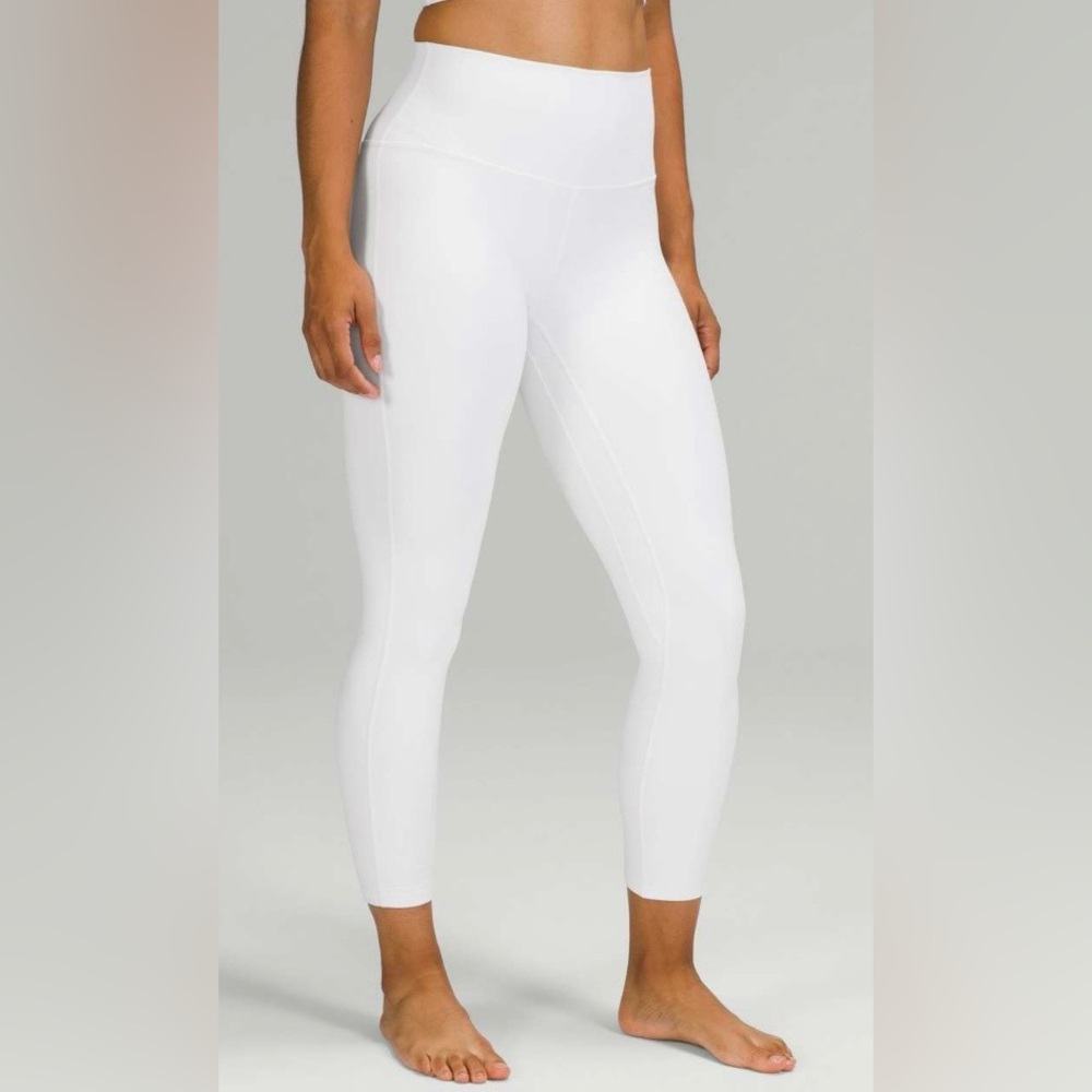 Lululemon NWOT Align High Rise 25” Leggings  in White size 2